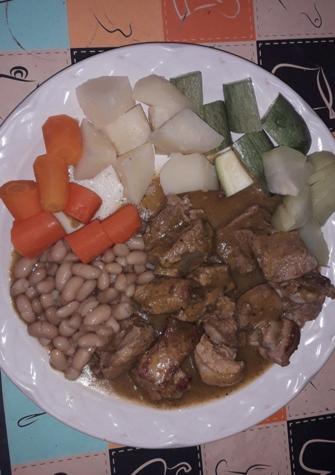 Una foto de Costillas de cerdo en salsa