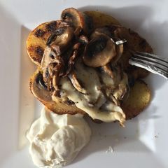 A picture of Mushroom Cheesy Potatoes.