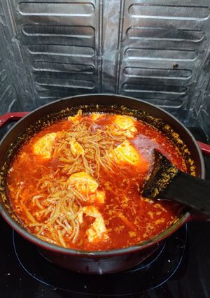 A picture of Sundubu Jjigae (순두부찌개) Korean tofu stew.