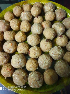 A picture of Coconut Jaggery Ladoo.