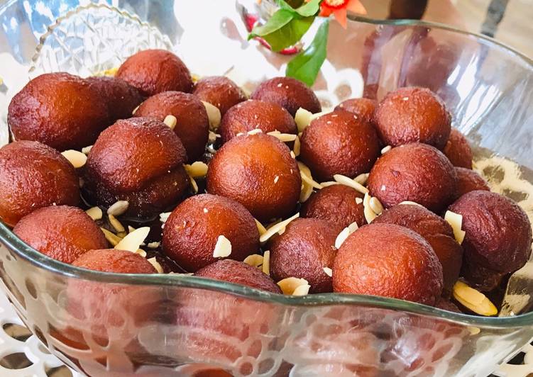 Whosayna’s Gulab Jamuns