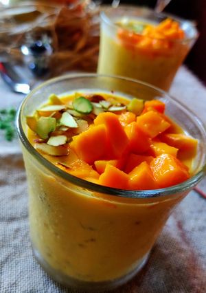 A picture of Mango Coconut Overnight Oats.