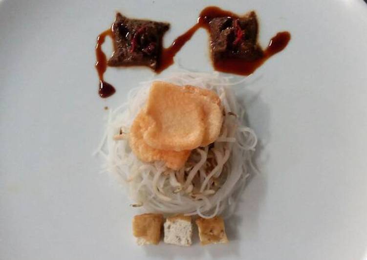 Bahan-bahan Ketoprak,Appetizer Indonesia yang nikmat dan Mudah Dibuat