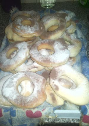 Una foto de Donas sin manteca al horno!💜