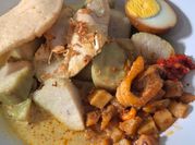 Gambar opor ayam bumbu kuning pedas