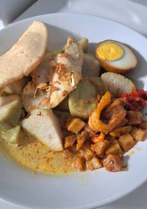 Foto resep Lontong Opor Khas Alkid