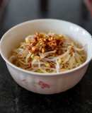 豆菜麵（五辛素）
