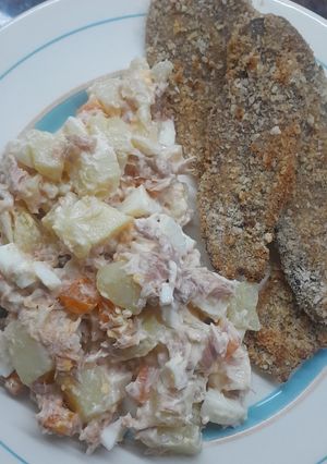 Una foto de Ensalada fresca de papa, huevo y atún