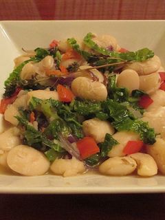 Una foto de Judiones con verduras- vegano