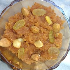 A picture of Suji ka halwa.