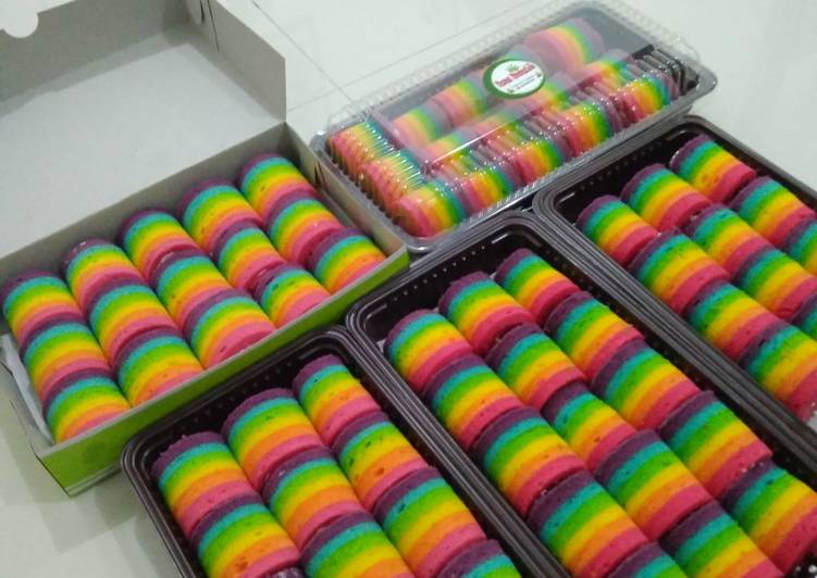 Langkah mengolah Rainbow roll cake (ide jualan) Anti Gagal