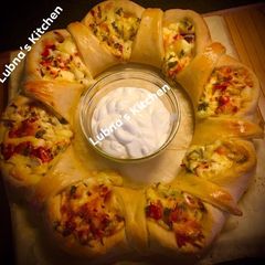 A picture of CHICKEN PIZZA RING:.
