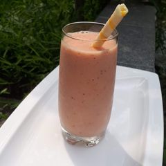 A picture of Refreshing Smoothie.