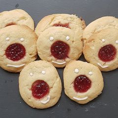 A picture of Red Nose Day Biscuits.