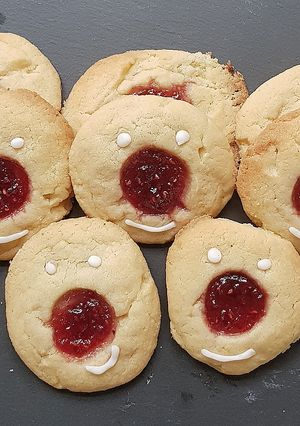A picture of Red Nose Day Biscuits.