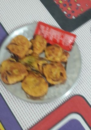 A picture of Potato,onion,green chilli pakoda.
