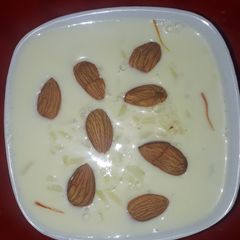 A picture of Rice kheer.