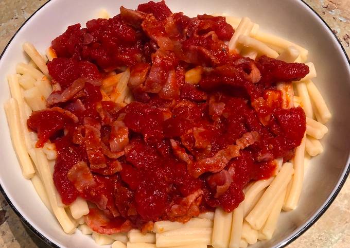 Pasta all'amatriciana (pâtes)