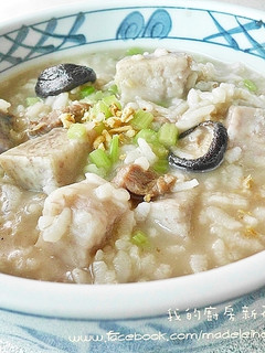 芋頭香菇粥 的食譜成品照片