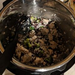 A picture of Instapot Chicken Rice & Beans.