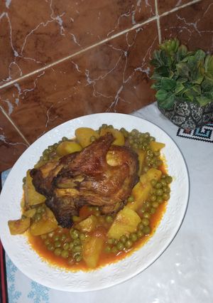 صورة لوصفة الدجاج بالجلبان والبطاطا 😋