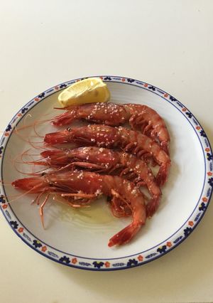 Una foto de Gambas Rojas a la plancha
