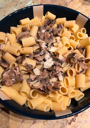 Une photo de Rigatoni aux champignons
