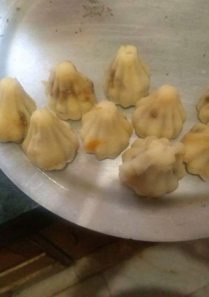 A picture of Semolina modak.