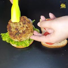 A picture of Chicken grill patty.