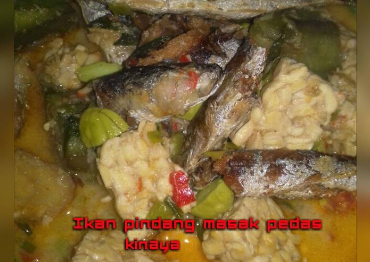 Ikan pindang masak pedas