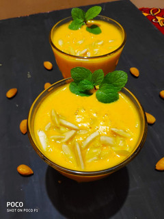A picture of Carrot Yogurt Sunshine smoothie.