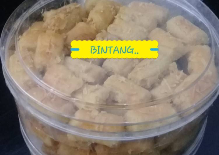 Resep Kastengel sederhana.. Bintang🍓 yang Enak Banget