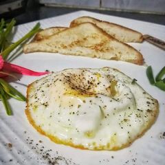 Half fry Egg A picture of Half fry Egg.