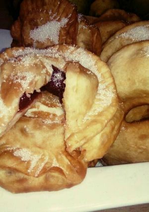Una foto de Tortas fritas comunes y rellenas bien simples