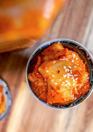 A picture of Korean Kimchi.