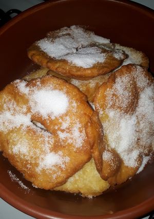 Una foto de Torta Fritas (Con levadura)