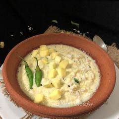 A picture of Coconut & Raw Mango Chutney.