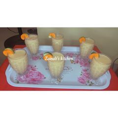 A picture of Carrot 🥕 cucumber 🥒 and ginger 🍹 drink.