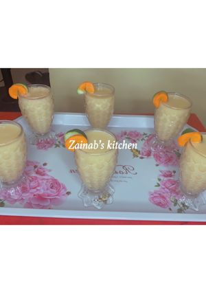 A picture of Carrot 🥕 cucumber 🥒 and ginger 🍹 drink.