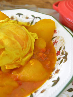 Una foto de Guiso de la abuela de patatas con chorizo y jamón