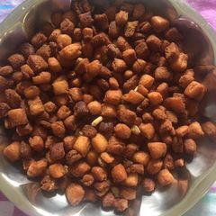 A picture of Mini biscuits.