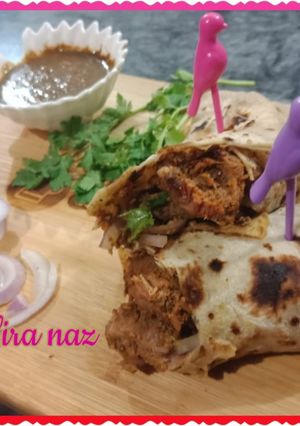 A picture of Chapati Boti Rolls.