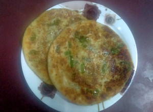 A picture of Potato Cheese Kulcha.