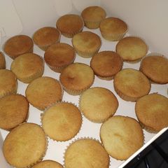 A picture of Vanilla cupcake.