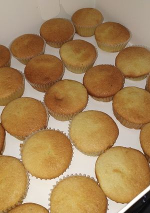 A picture of Vanilla cupcake.