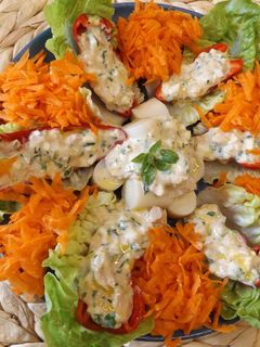 Una foto de Pimientos rojos rellenos (de Padrón)