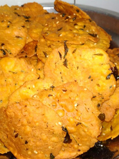 મેથી ની પુરી ( Methi poori Recipe in Gujarati રેસીપી મુખ્ય ફોટો
