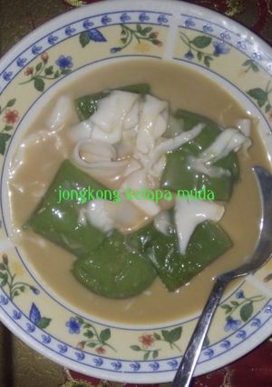 Foto resep Jongkong kelapa muda