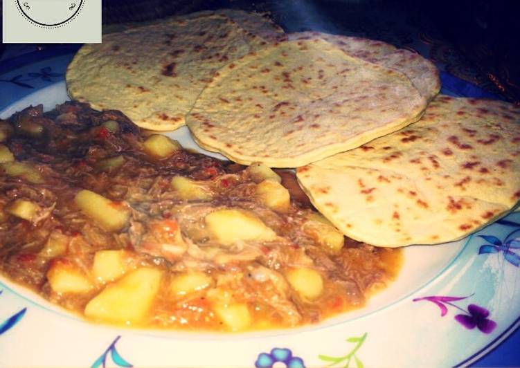 Simple Way to Prepare Favorite Roti with shredded chicken soup