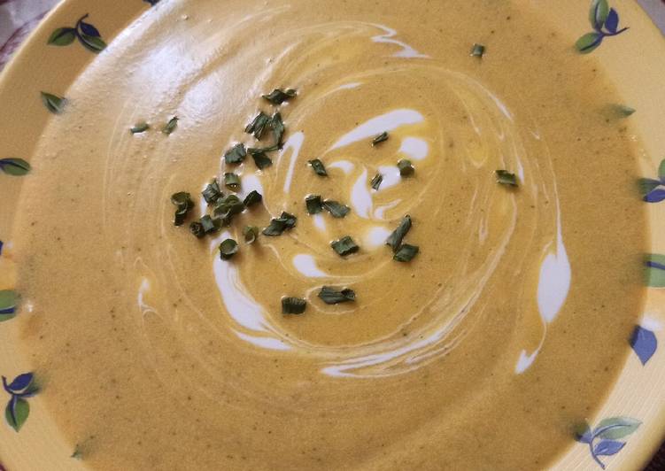 Comment faire Préparer Appétissante Soupe (velouté) de butternut
courgette 😋🥄